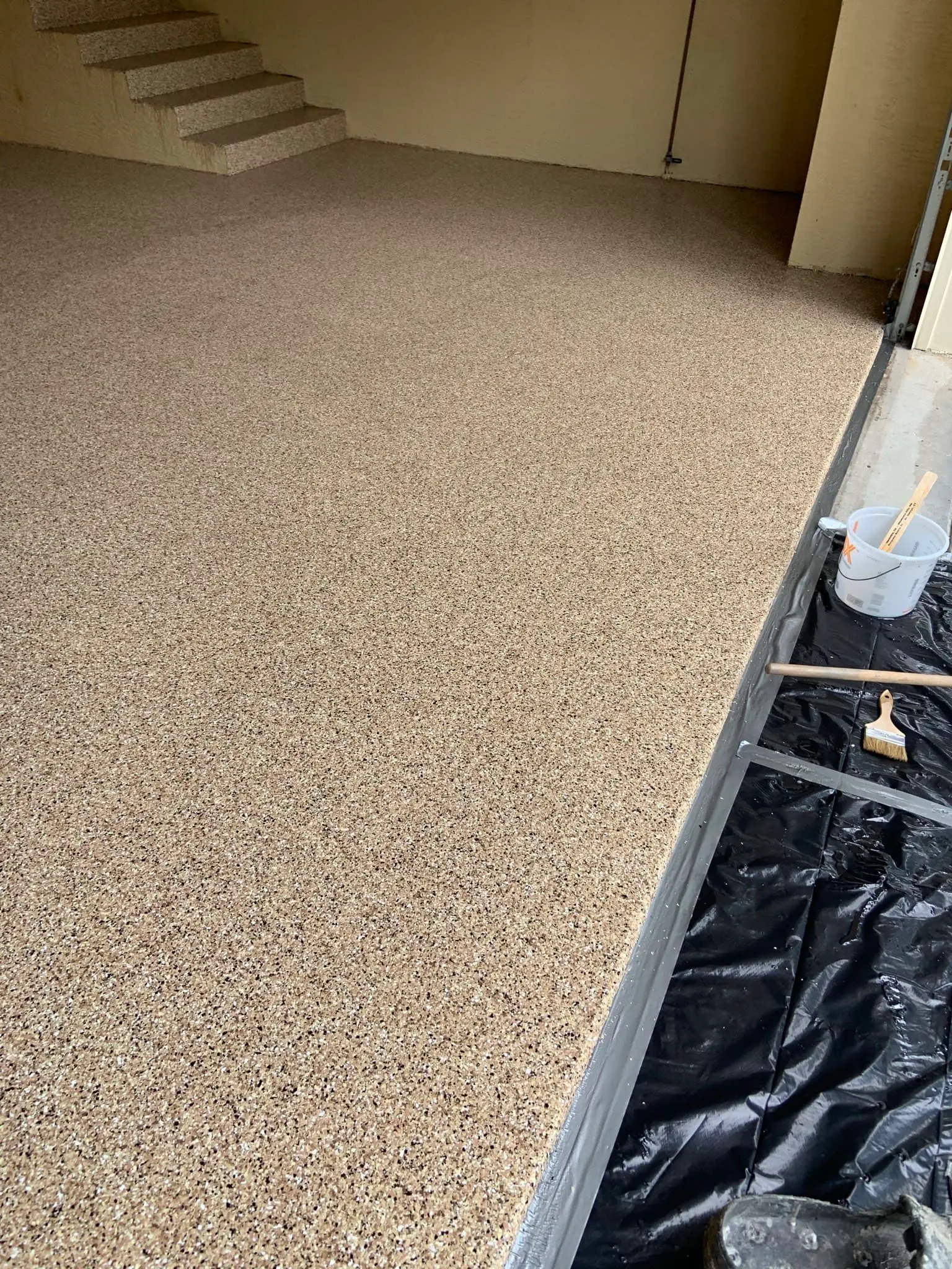 Garage epoxy flooring