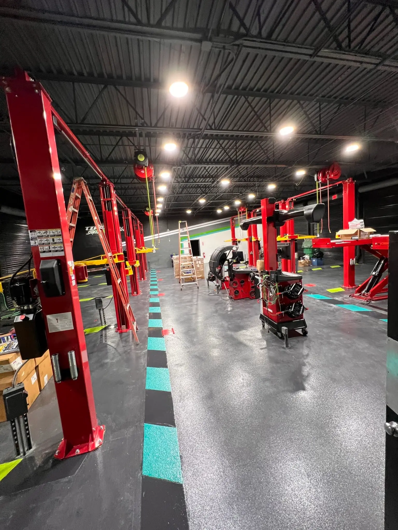 Industrial epoxy flooring